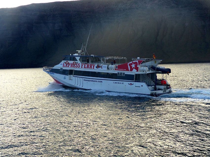 ferry Órzola lanzarote