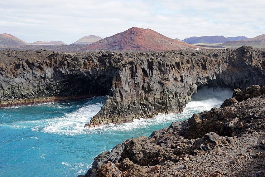 los hervideros lanzarote